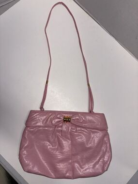 Vintage 1980s Ralfeaux Pink Faux Leather Bow Bag Shoulder Purse gold hardware